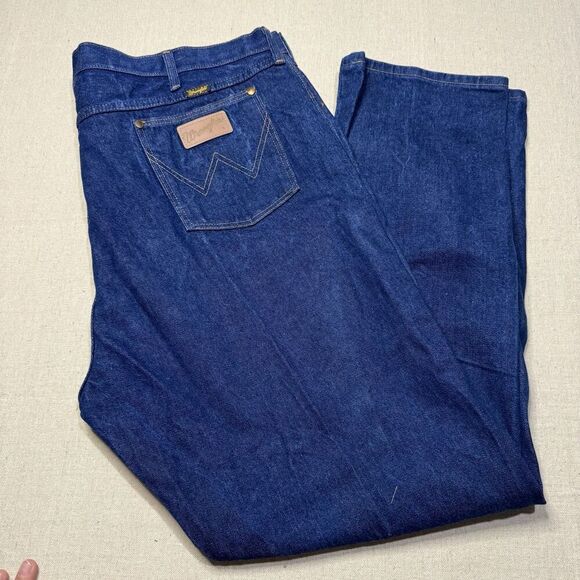 Wrangler 13MWZ Jeans Mens 46x32 Blue Cowboy Cut Medium Wash Western Cowboy Denim - Picture 1 of 6